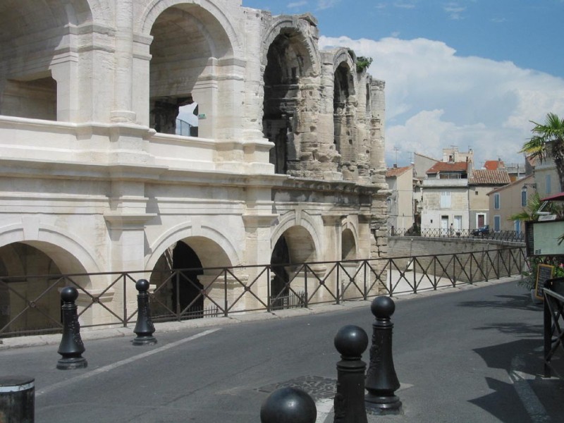 Arenes Arles bnb chambres dhotes hotels